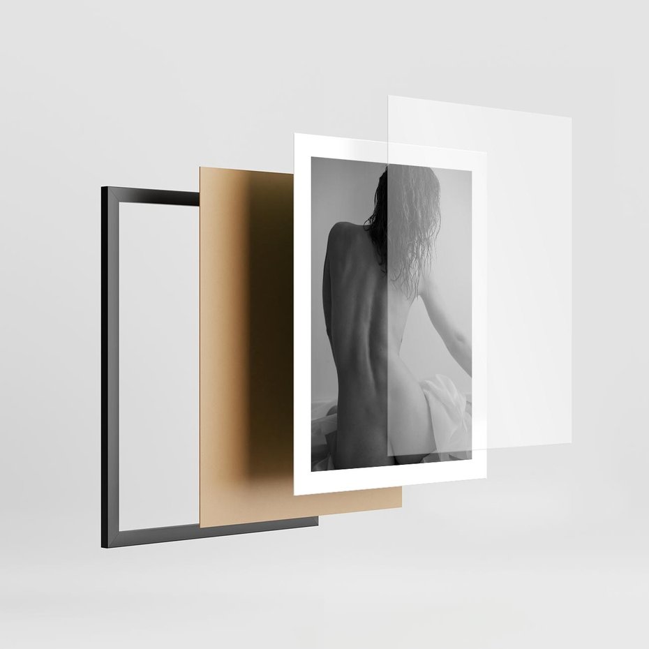 Plakat w ramie 30x40 - Piękno o Poranku - czarno biała fotografia, akt kobiecy - rama czarna