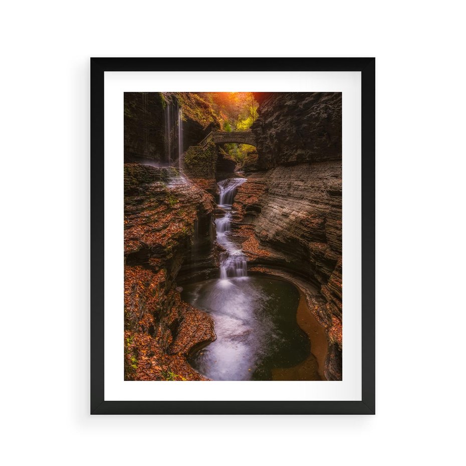 Plakat w ramie 40x50 - Barwna Harmonia - strumień, las - rama czarna