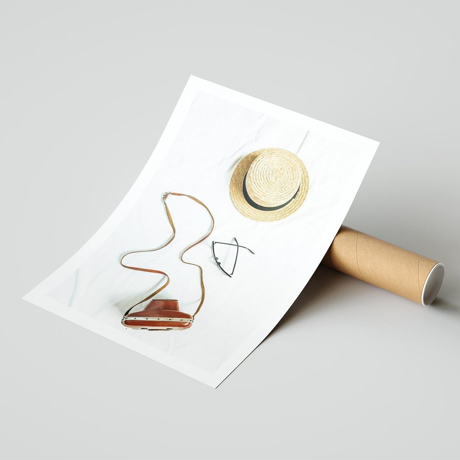 Plakat bez ramy 50x70 - Artystyczna Dusza - boho kompozycja, kapelusz słomkowy