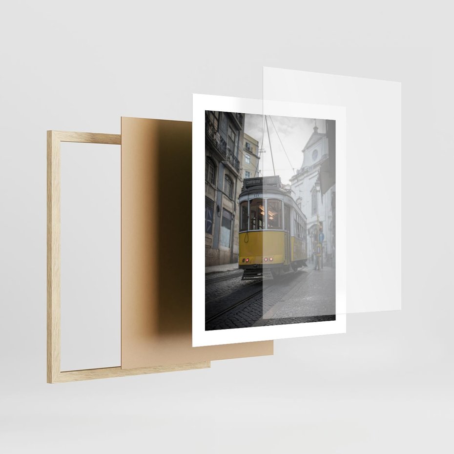 Plakat w ramie 40x50 - Urok tramwajów Lizbony - tramwaj, Lizbona - rama drewno