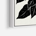 Obraz w ramie 80x120 - Ruchome szkicowe odbicia - czarno biała grafika, roślinność - rama biała