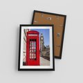 Plakat w ramie 30x40 - Ikoniczna budka telefoniczna w Londynie - budka, telefoniczna - rama czarna
