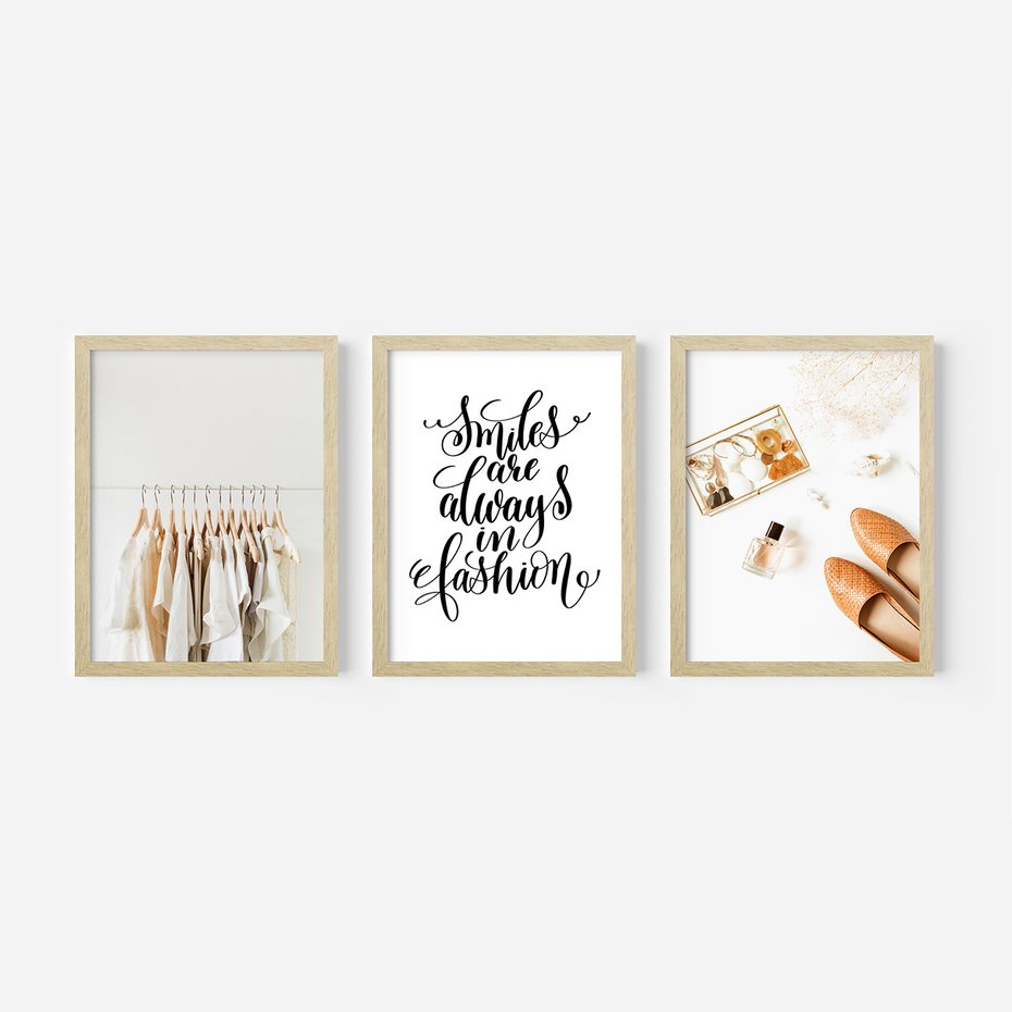 Zestaw obrazy w ramie 50x70 galeria - Moda, fashion, uśmiech, napis - rama drewno