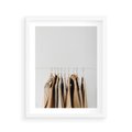 Plakat w ramie 40x50 - Boho Elegancja - boho kobiece zdjęcie, wieszak - rama biała