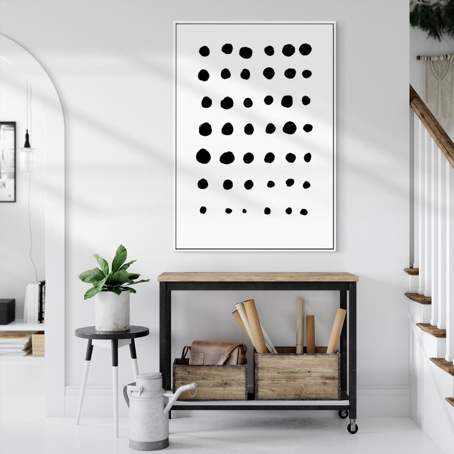 Obraz w ramie 50x70 - Refleksje Światła - minimalistyczna kompozycja, czarne kropkina białym tle - rama biała