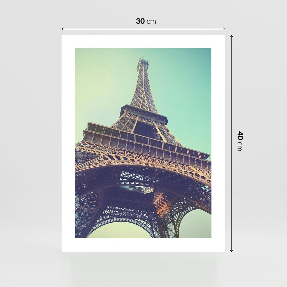 Plakat bez ramy 30x40 - Wieża Eiffla w czarno-białej odsłonie - Eiffla, Paryż