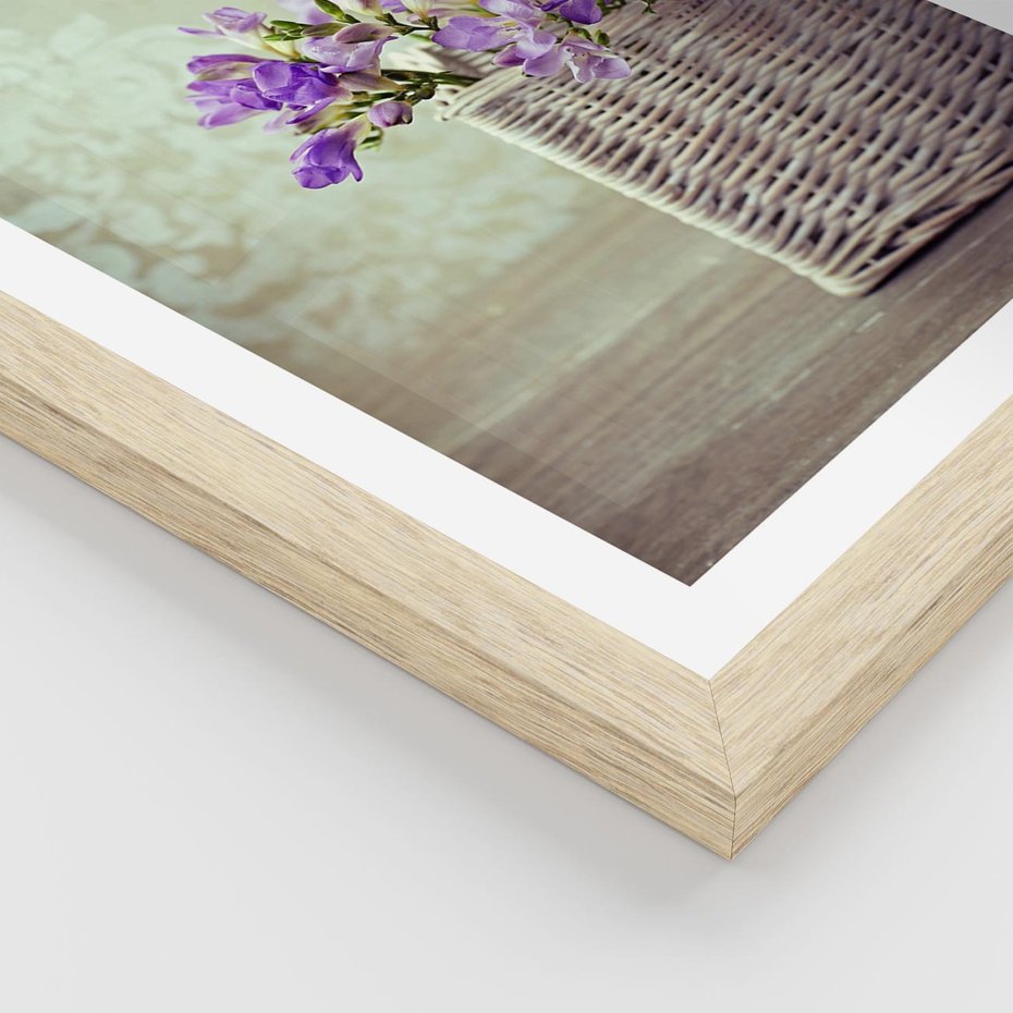 Plakat w ramie 40x50 - Kwiatowy koszyk - kwiaty, koszyk - rama drewno