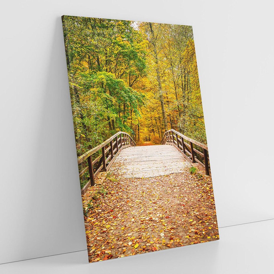 Obraz na płótnie 80x120 - Spacer Ścieżką w Las - ścieżka, spacer