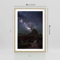 Plakat w ramie 50x70 - Gwiaździsta Noc na Pustyni - noc na pustyni, gwiździste niebo - rama drewno