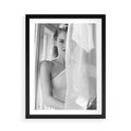 Plakat w ramie 50x70 - Za Firanką - czarno białe zdjecie, piękny portret eterycznej kobiety - rama czarna