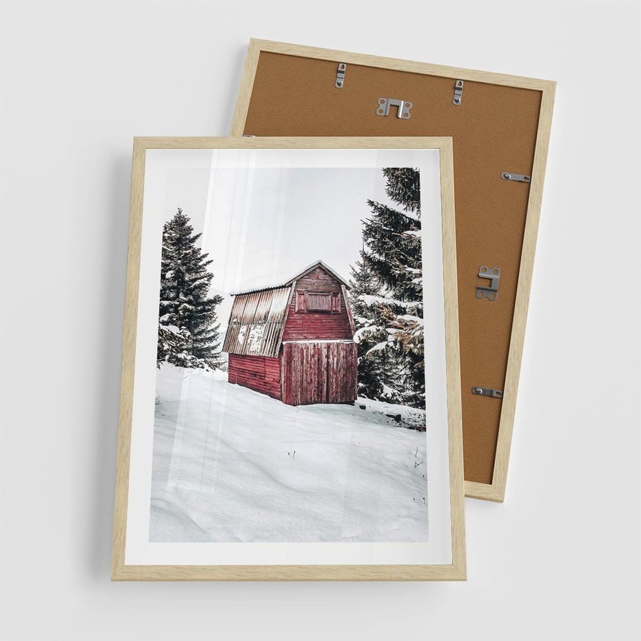 Plakat w ramie 50x70 - Domek w Śnieżnych Górach - domek, góry - rama drewno