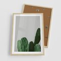 Plakat w ramie 50x70 - Majestatyczne Wysokości - kaktusy, liście - rama drewno