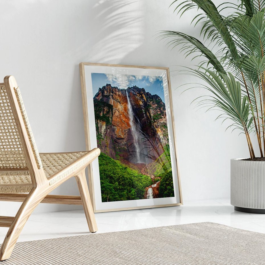 Plakat w ramie 40x50 - Górska siła wodospadów - wodospad, góra - rama drewno