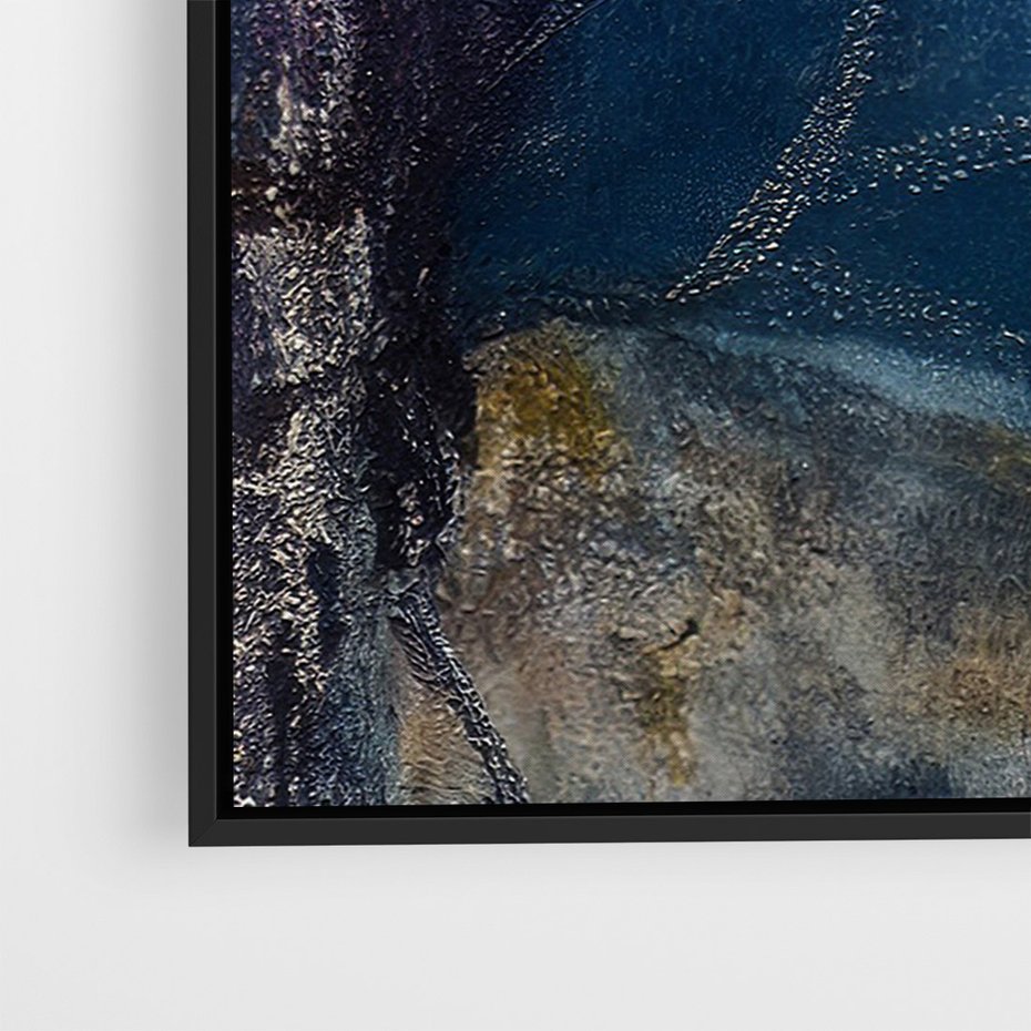 Obraz w ramie 70x100 - Tekstura Kwiatu - olejny obraz, niebieski kwiat - rama czarna