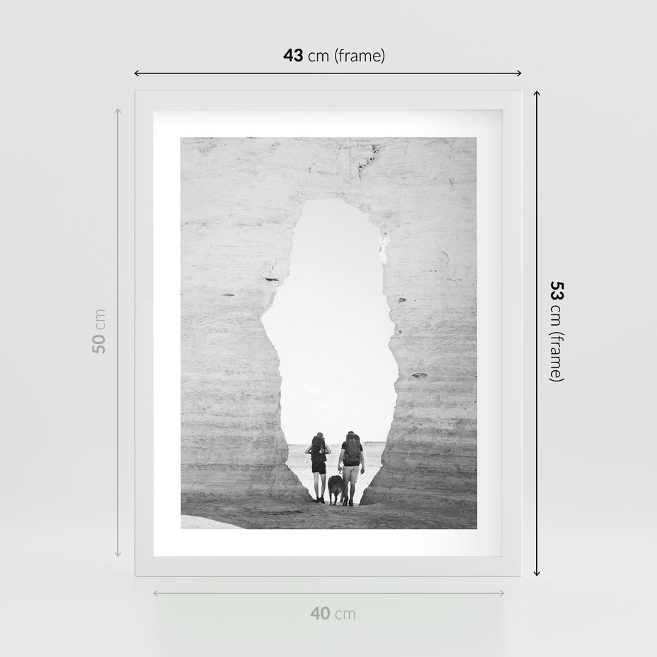 Plakat w ramie 40x50 - Podróżna Eksploracja - Echa Przygody - rama biała