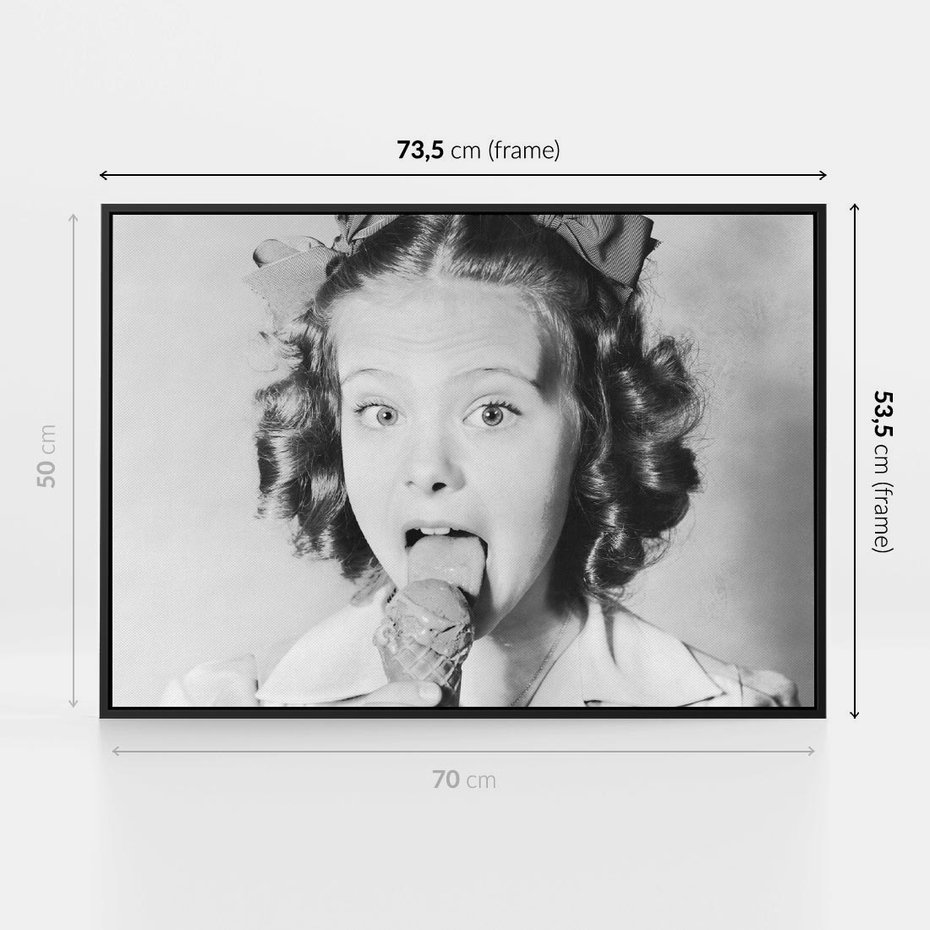 Obraz w ramie 70x50 - Pyszny Deser - retro zdjęcie, czarno białe - rama czarna
