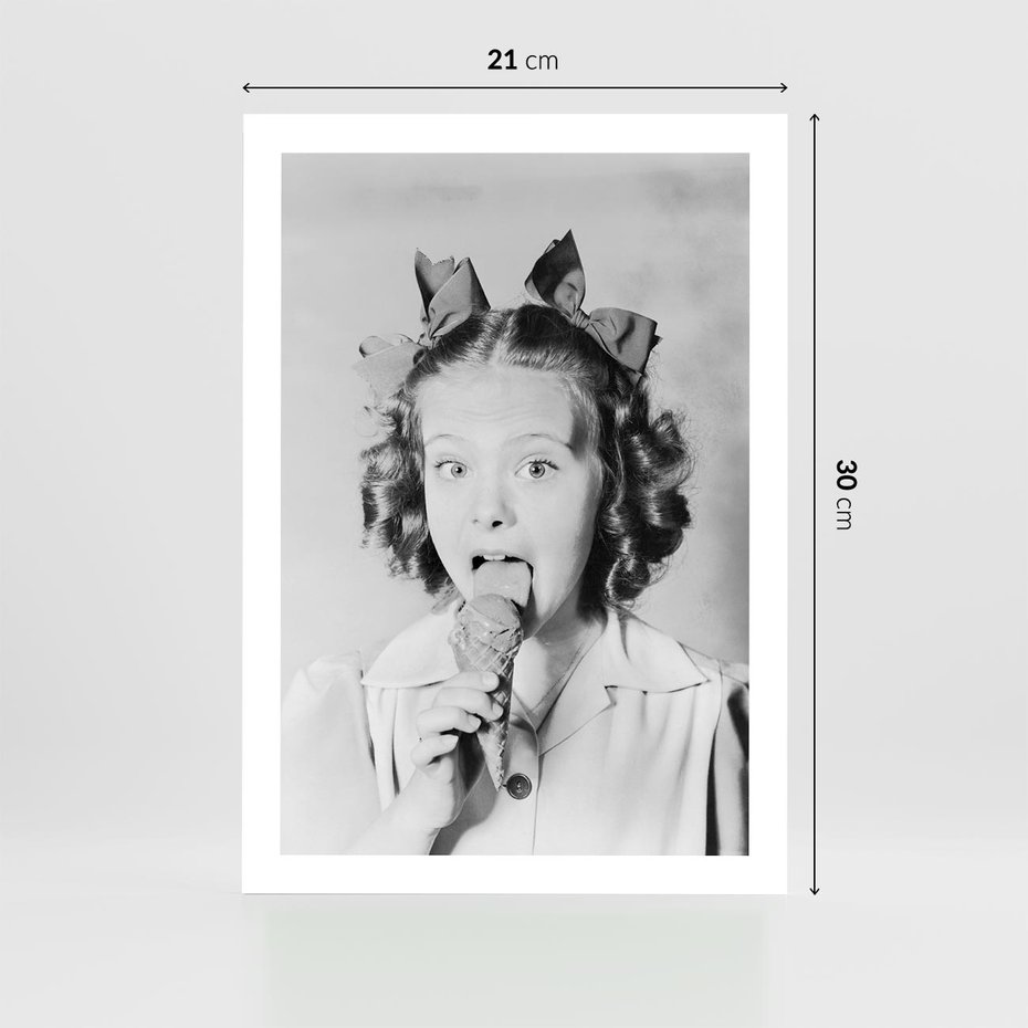 Plakat bez ramy 21x30 - Pyszny Deser - retro zdjęcie, czarno białe