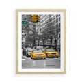 Plakat w ramie 50x70 - Taksówki w Nowym Jorku - taksówki, Nowy Jork - rama drewno