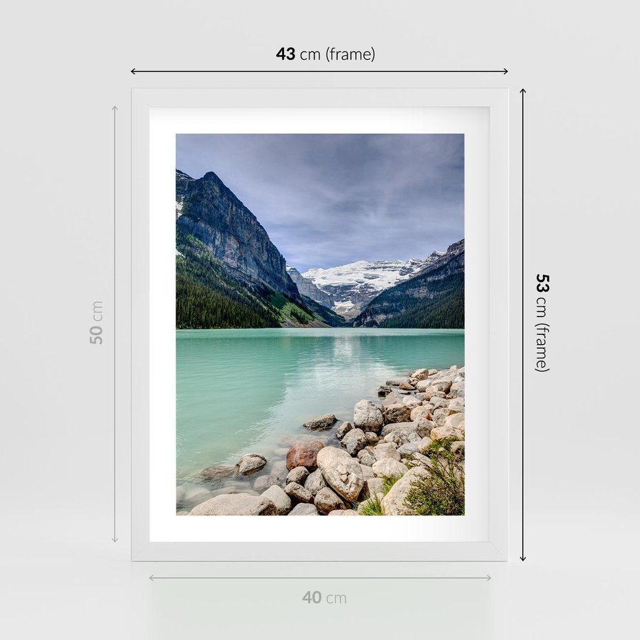 Plakat w ramie 40x50 - Górskie jezioro - spokój i piękno - jezioro, górskie - rama biała