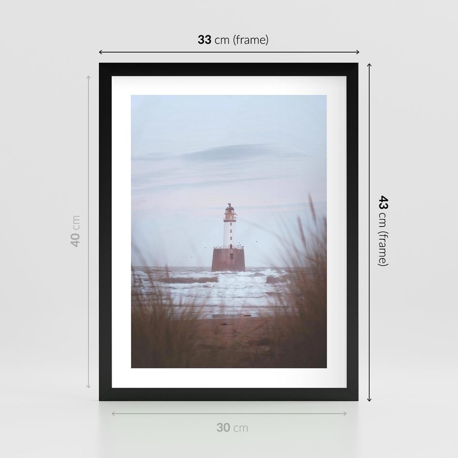 Plakat w ramie 30x40 - Magiczna Aura - latarnia, mgła - rama czarna