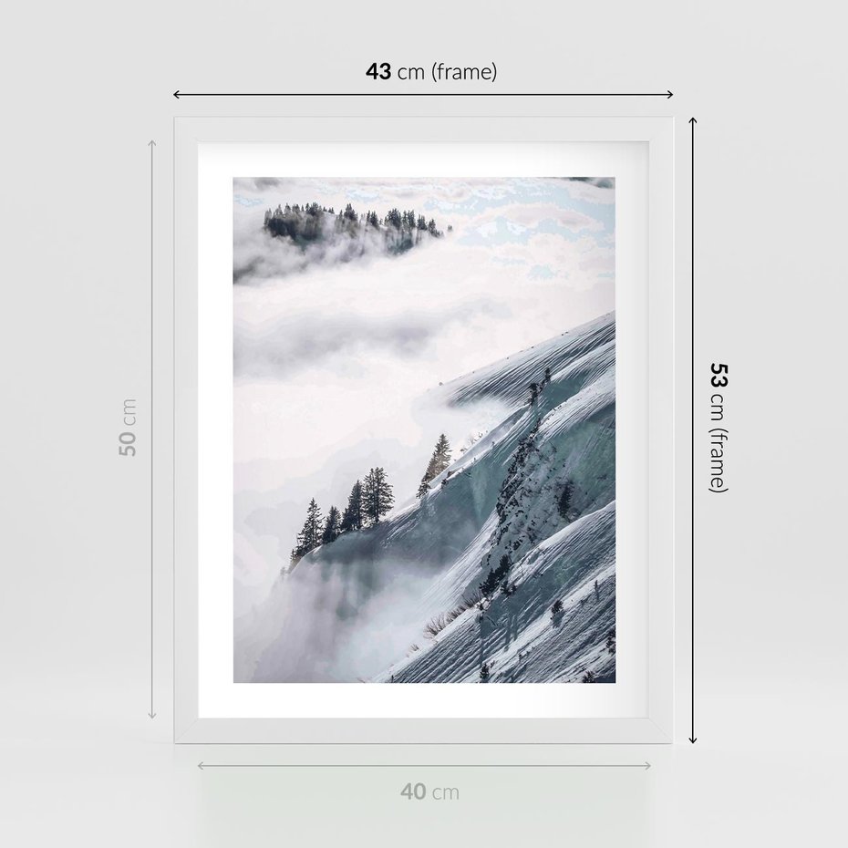 Plakat w ramie 40x50 - Czystość Natury - ośnieżone szczyty górskie, pejzaż - rama biała