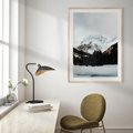 Plakat w ramie 40x50 - W Cieniu Śnieżnych Szczytów - górski krajobraz, zima - rama drewno