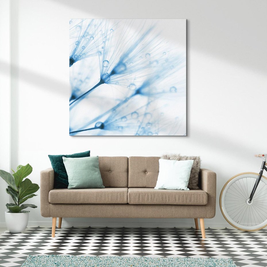 Obraz na płótnie 50x50 - Kwiat w kroplach wody - kwiat, krople