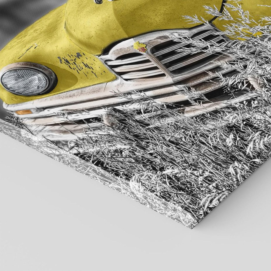 Obraz na płótnie 120x80 - Retro Auto: Wspomnienie Minionych Czasów - samochód, auto