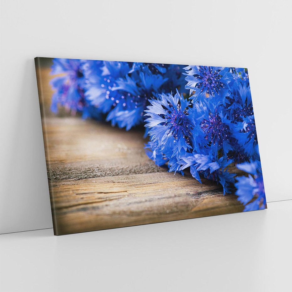Obraz na płótnie 100x70 - Kwiatowy niebieski: Subtelność natury - kwiaty, niebieski