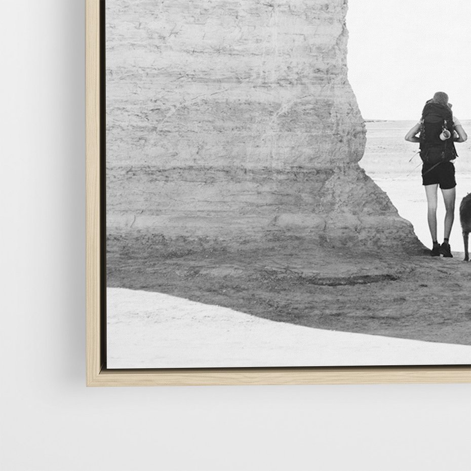 Obraz w ramie 50x70 - Podróżna Eksploracja - Echa Przygody - rama drewno