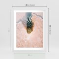 Plakat w ramie 40x50 - Egzotyczna Plaża - ananas, na plaży - rama biała