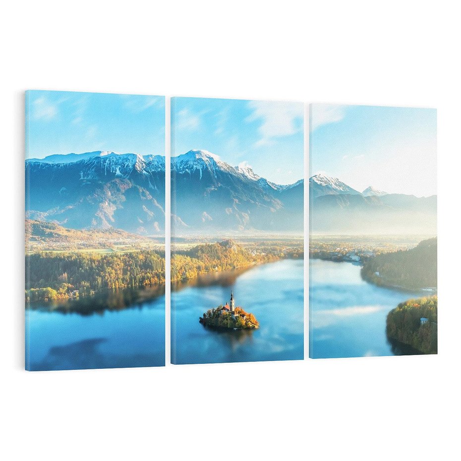 Obraz na płótnie 120x80 - Zamek pośrodku jeziora - jezioro, góry