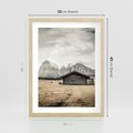 Plakat w ramie 30x40 - Surowa Przestrzeń i Górski Ustronny Azyl - chatka w górach, góry - rama drewno