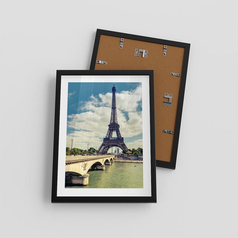 Plakat w ramie 30x40 - Wieża Eiffla - Ikona Paryża - wieża, Eiffla - rama czarna