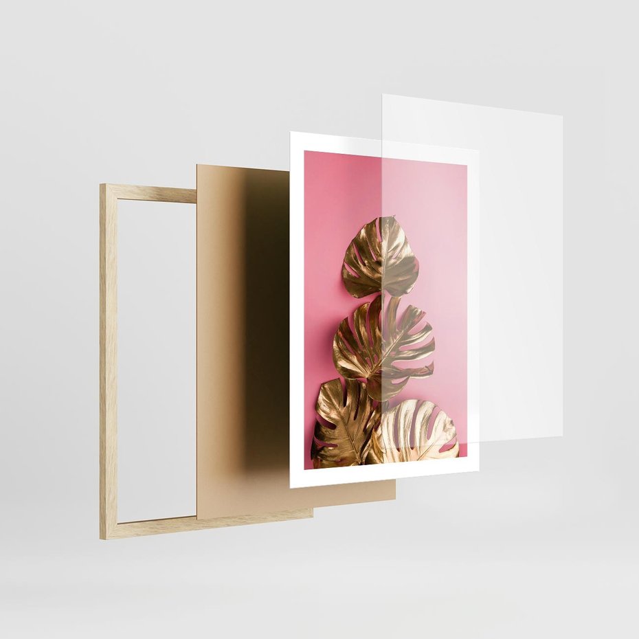 Plakat w ramie 50x70 - Złote Liście Monstery: Delikatność na Różowym Tle - złote liście monstery, różowe tło - rama drewno