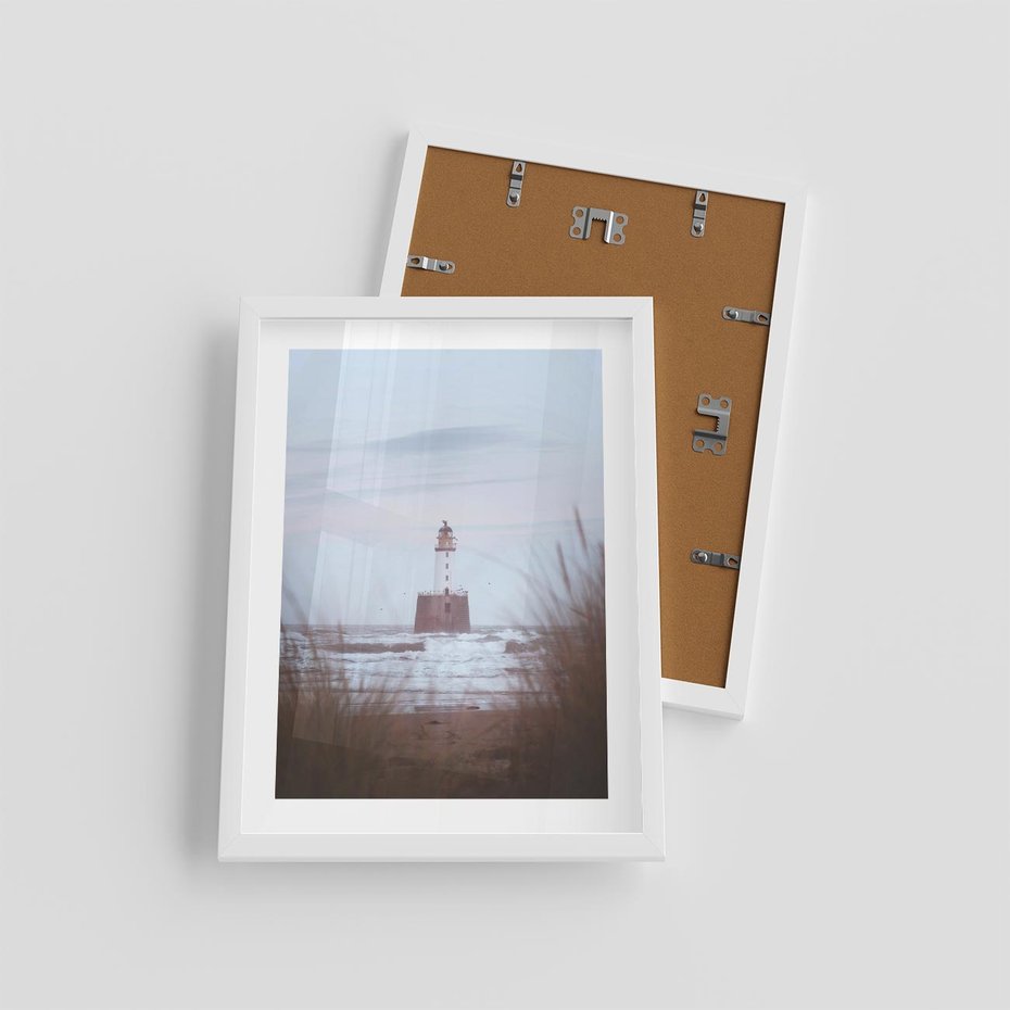 Plakat w ramie 30x40 - Magiczna Aura - latarnia, mgła - rama biała