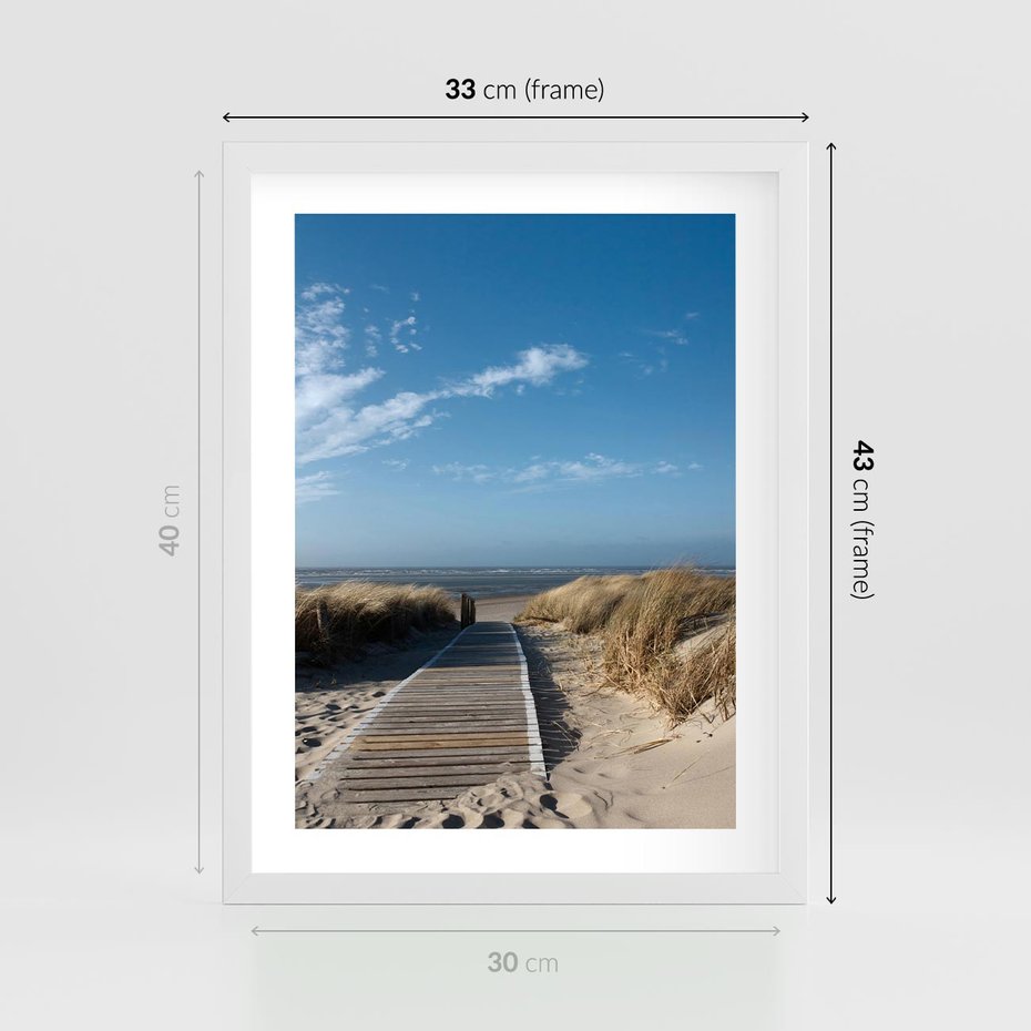 Plakat w ramie 30x40 - Boho na Plaży - plaża, pomost - rama biała