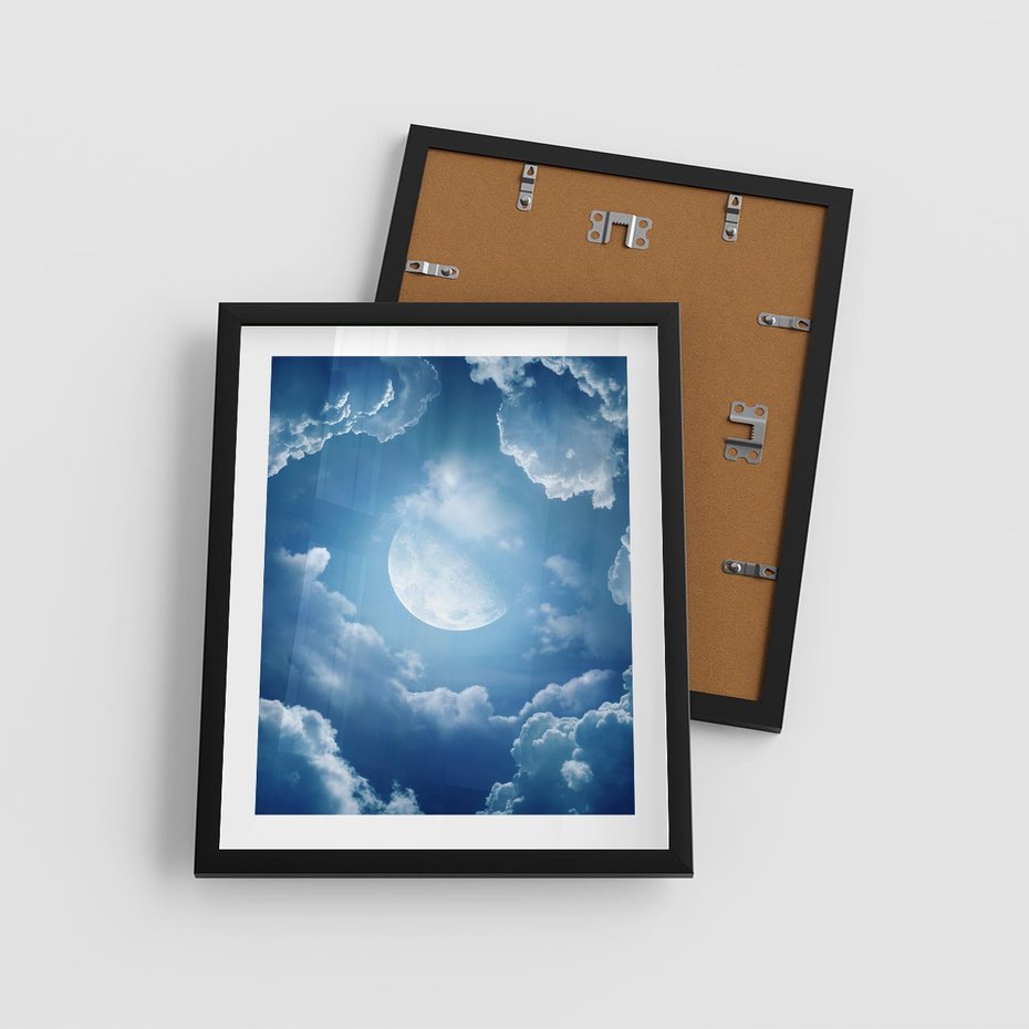 Plakat w ramie 40x50 - Księżycowe Chmury - księżyc, chmury - rama czarna