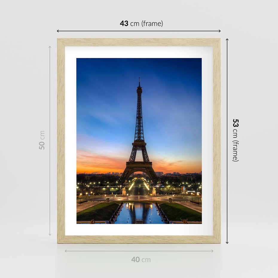 Plakat w ramie 40x50 - Wieża Eiffla w Innej Odsłonie - wieża, Eiffla - rama drewno