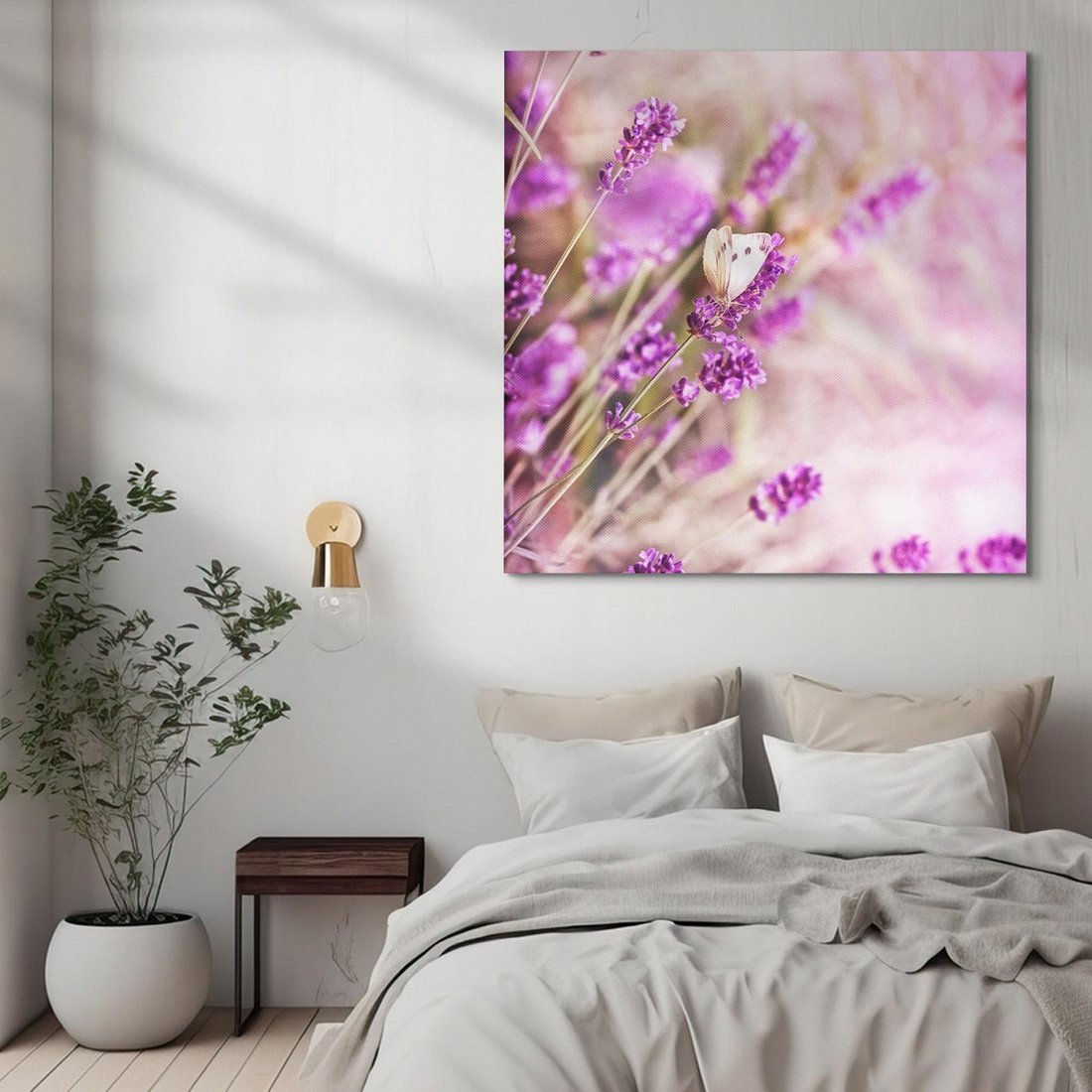 Obraz na płótnie 70x70 - Majestat lawendy: fioletowe pola - lawenda, fiolet