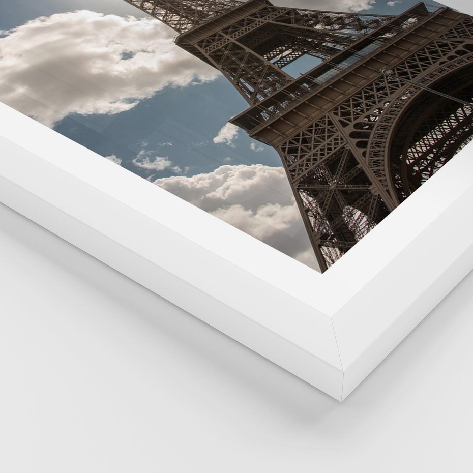 Plakat w ramie 30x40 - Magia Wieży Eiffla - wieża, Eiffla - rama biała