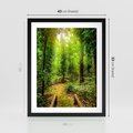 Plakat w ramie 40x50 - Współistnienie z naturą - drzewa, las - rama czarna