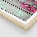Plakat w ramie 40x50 - Urok Dawnych Czasów - kwiaty, deski - rama drewno