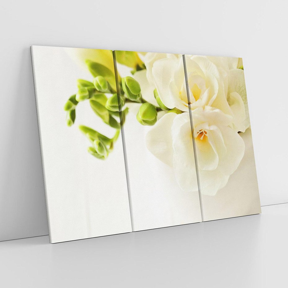 Obraz na płótnie 120x80 - Subtelność białych frezji - frezja, białe