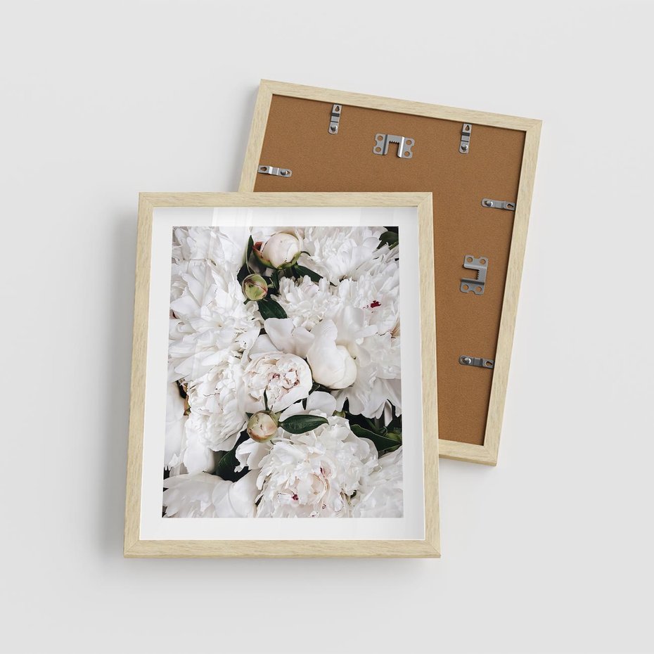 Plakat w ramie 40x50 - Modne Białe Kwiaty - białe kwiaty, płatki - rama drewno