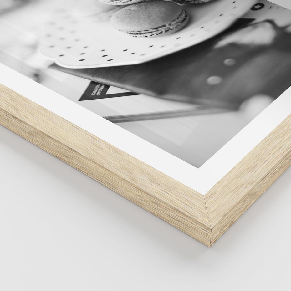 Plakat w ramie 40x50 - Makaroniki w Szarości - czarno biała fotografia, plakat - rama drewno