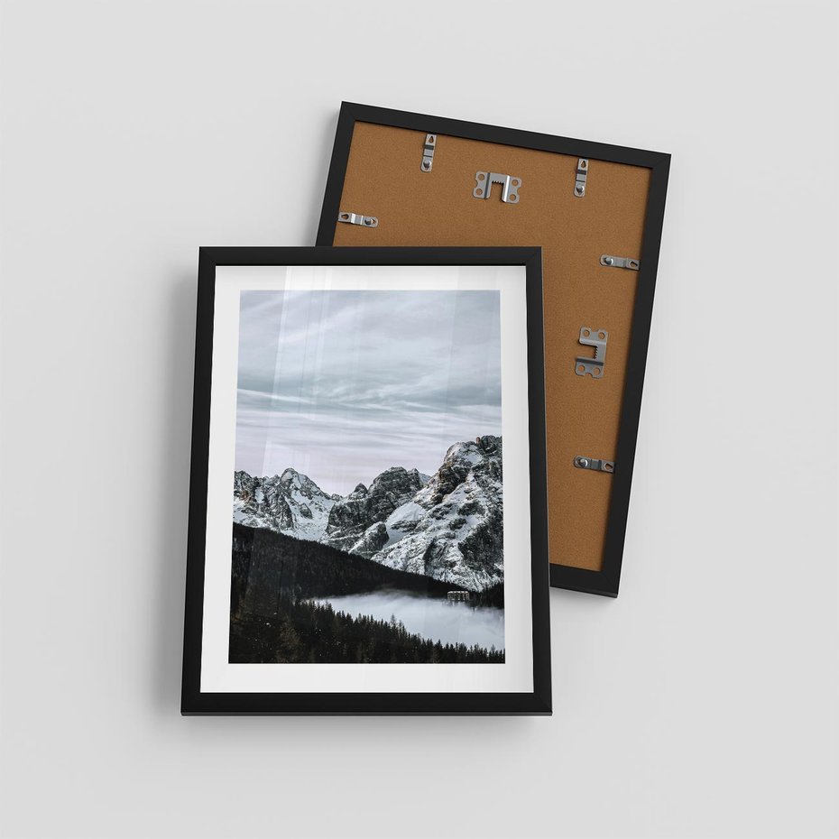 Plakat w ramie 30x40 - Malowniczy Krajobraz ze Śniegiem - góry, śnieg - rama czarna