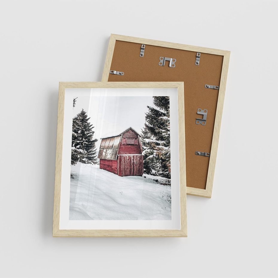 Plakat w ramie 40x50 - Domek w Śnieżnych Górach - domek, góry - rama drewno