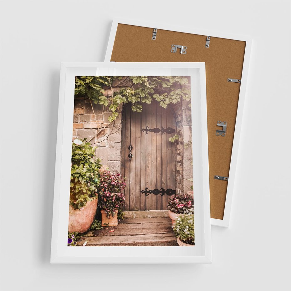 Plakat w ramie 50x70 - Wyjątkowy Klimat - drzwi, stare - rama biała