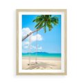 Plakat w ramie 50x70 - Hawajska palma i huśtawka na plaży - palma, huśtawka - rama drewno